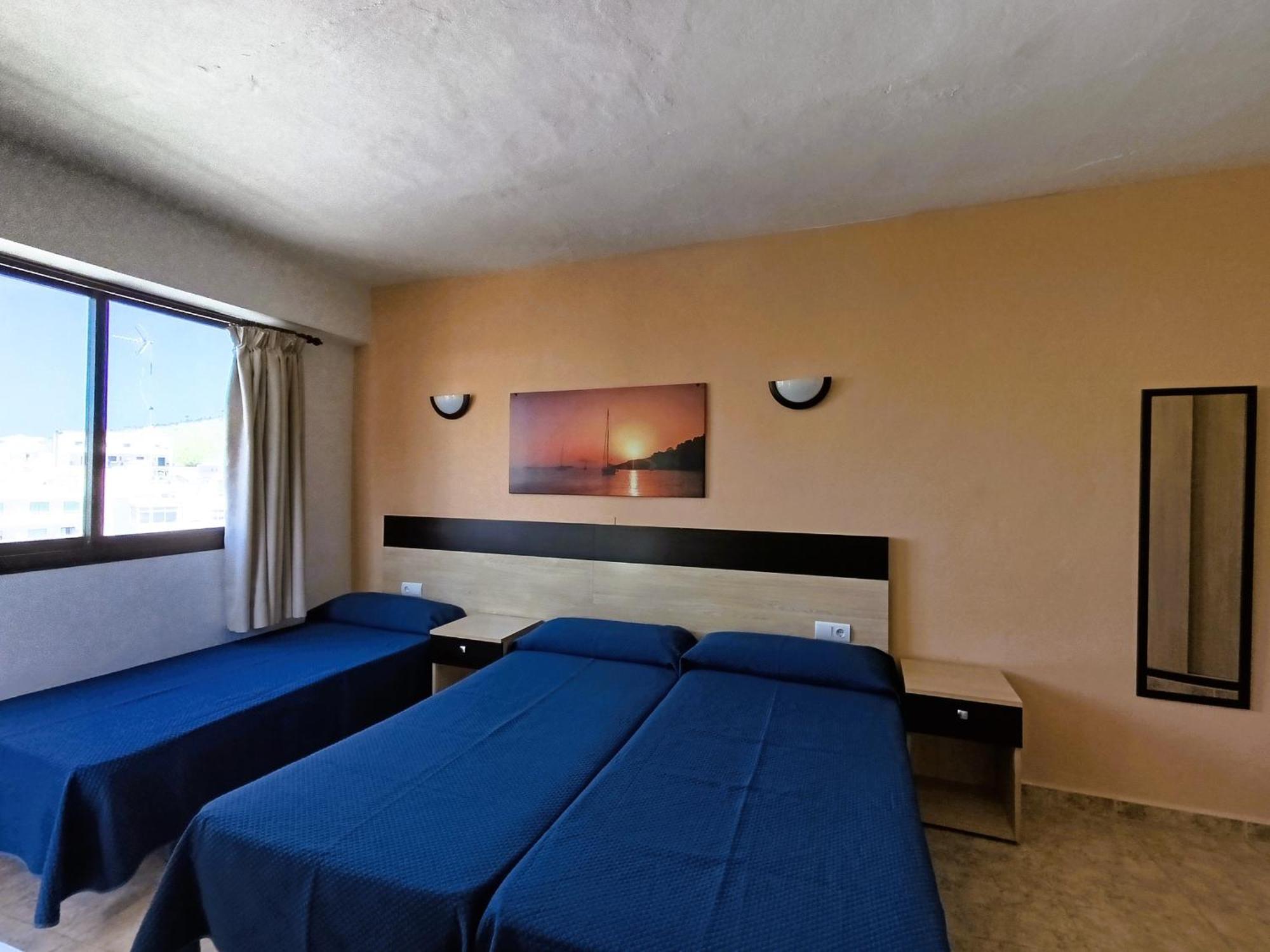 Hostal Horizonte San Antonio  Exterior photo A typical hotel room
