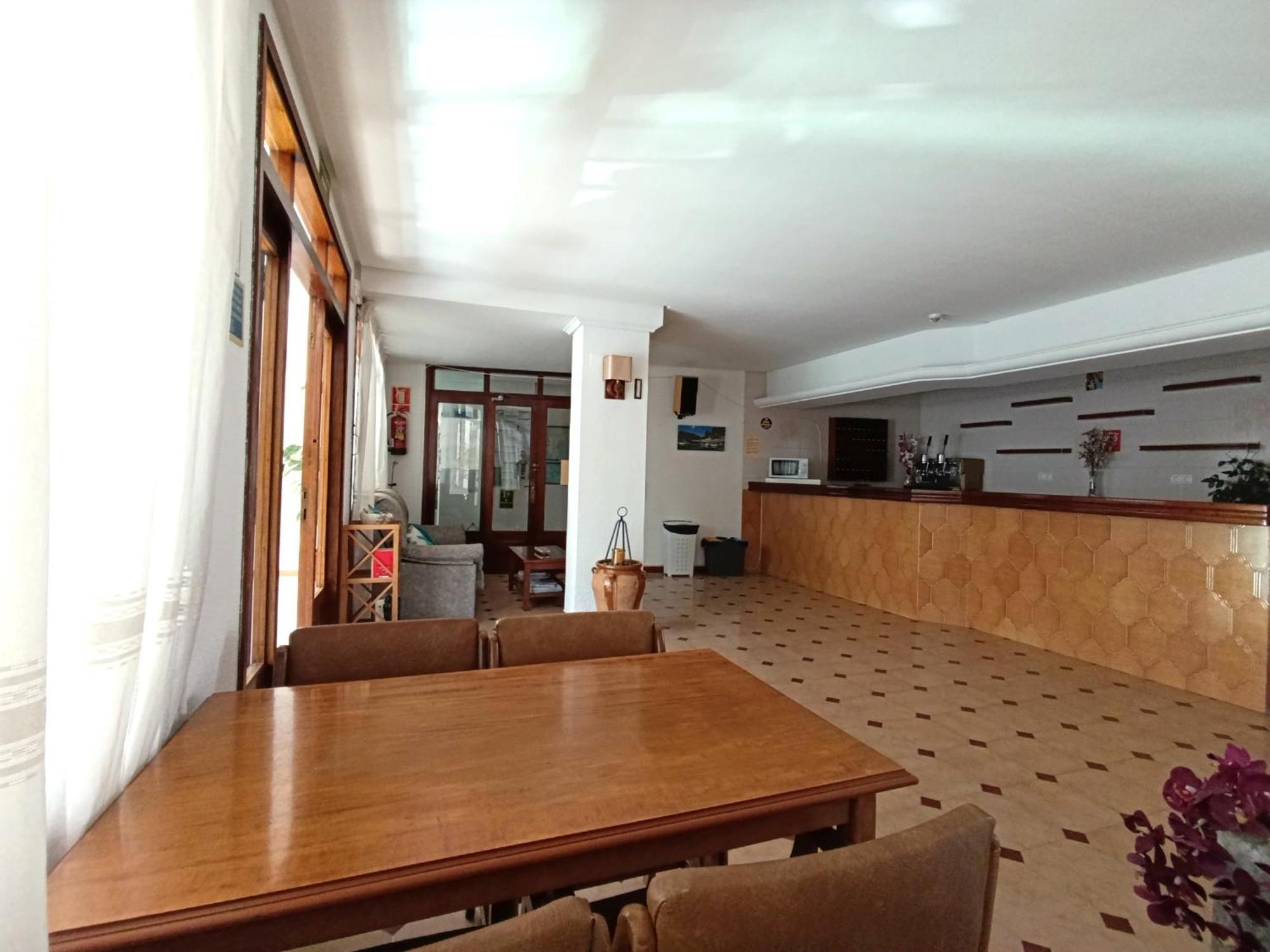 Hostal Horizonte San Antonio  Exterior photo The interior of the house